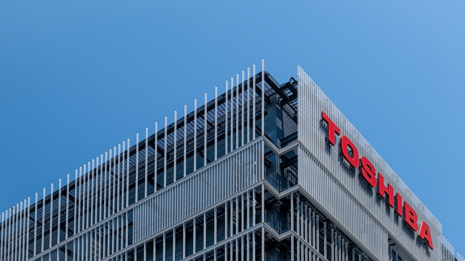 Toshiba accepts $15 billion buyout offer