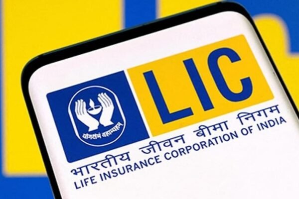 LIC Q4